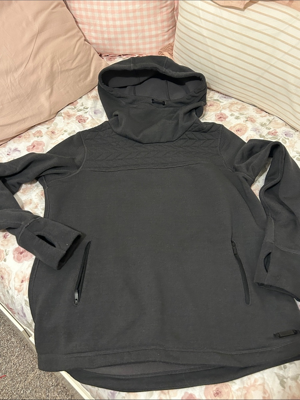 Women's grey farwest Quilted Yoke Hooded Pullover Sweatshirt